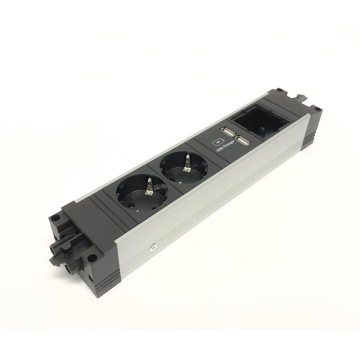 Step alu stekkerblok 2xstopcontact 2xusb lader 1x custom