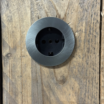 CARESSI CAPS stopcontact gun metal