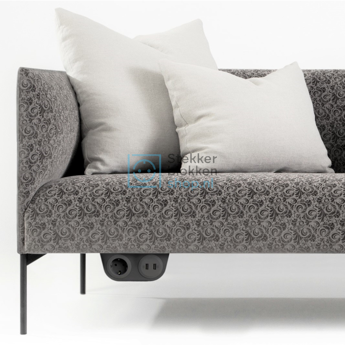stopcontact onder bank